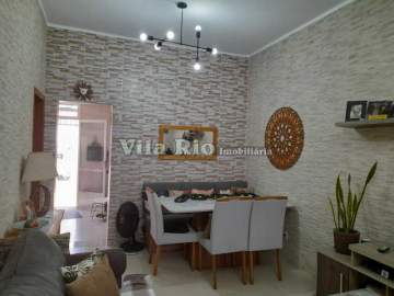 Imperdível - BELA CASA DE VILA COM 2 QUARTOS E UMA VAGA - VCA20131