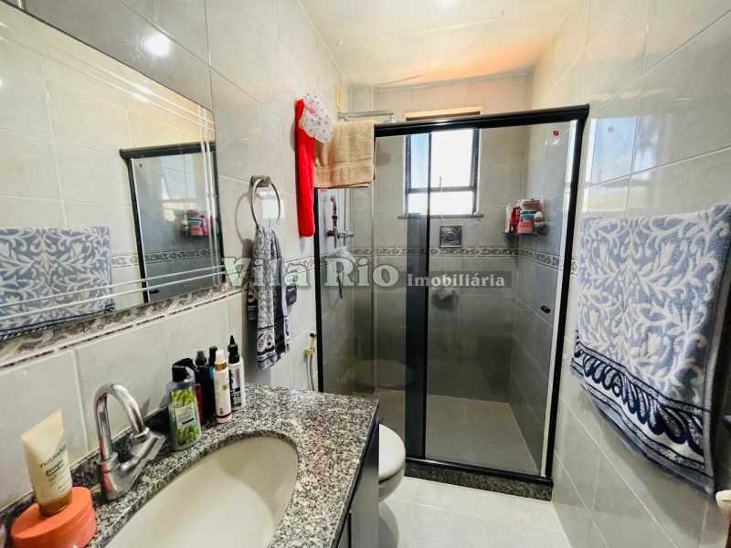 8. BANHEIRO SUÍTE  - 8