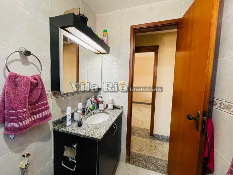 15. BANHEIRO SOCIAL  - 15