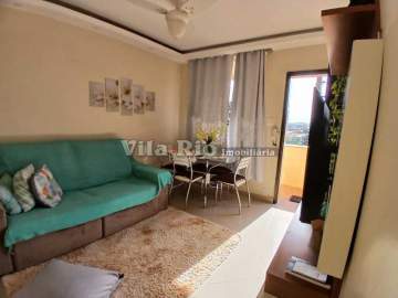 ÓTIMA CASA COM UM AMPLO TERRAÇO EM TODA EXTENSÃO DO IMÓVEL - VCA40072