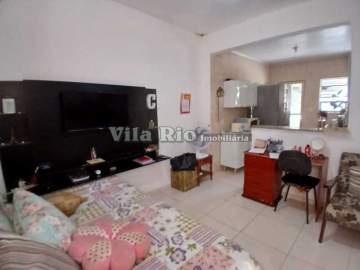 ÓTIMA CASA COM UM AMPLO TERRAÇO EM TODA EXTENSÃO DO IMÓVEL - VCA40072