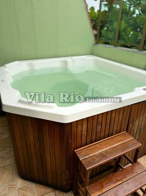 22 Jacuzzi 2 - 23
