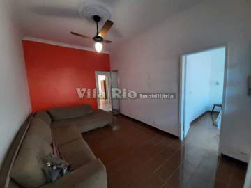 Ótima casa de frente com 04 quartos sendo 02 suítes. - VCA40074