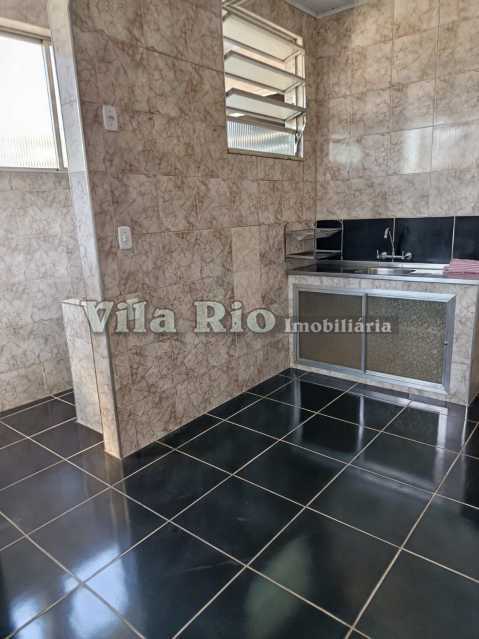 Conheça 14.cozinha.. do imóvel - APARTAMENTO 02 QUARTOS DE FRENTE EM IRAJÁ - VAP21420 - 15 14.cozinha.. - 15