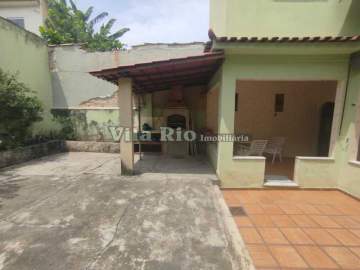 Excelente casa, frente na Penha. - VCA30197