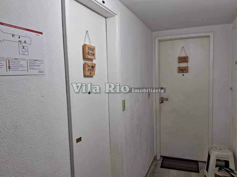 10.1 Entradas Social e de Serv - 25