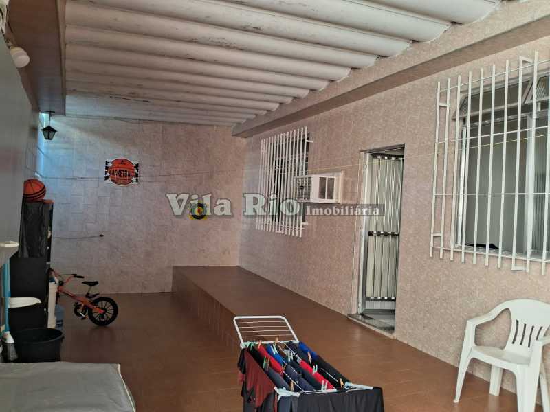 12.1 Fachada - Casa Fds. - 17