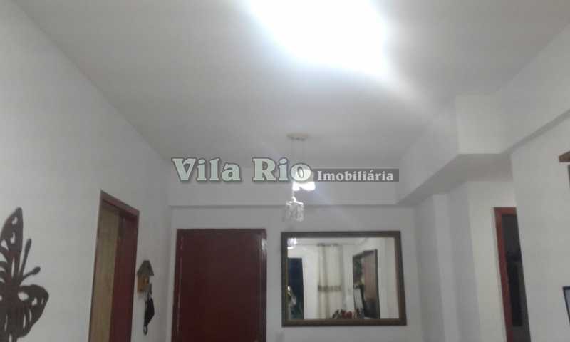 4 SALA. - 4