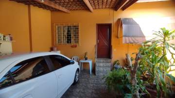 Casa de frente próximo a Praça do Country. - VCA30202