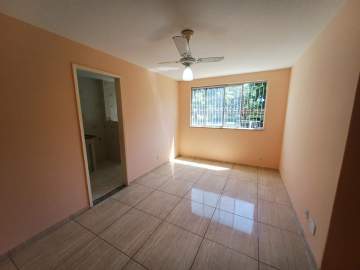 Apartamento térreo, bem localizado, em condomínio. - VAP10143