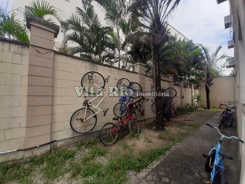 22bicicletario. - 23