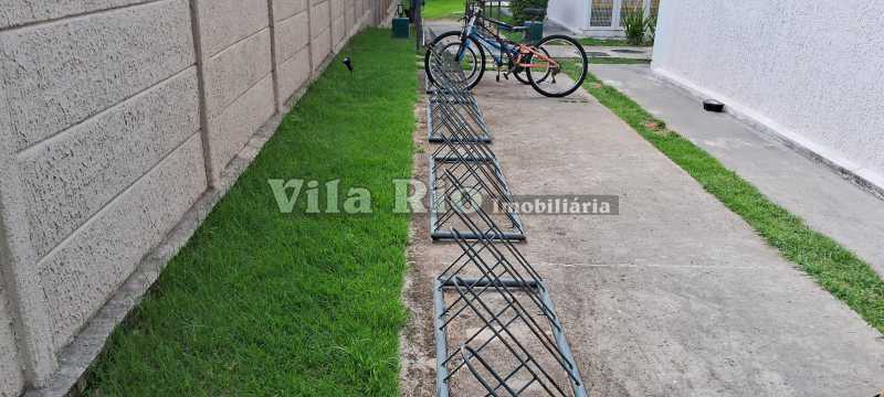 10.1 Bicicletário. - 21