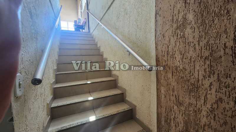 Acesso ao terraço. - 16