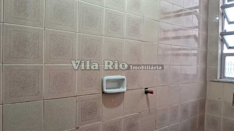 8.2 Banheiro de Serviço. - 19