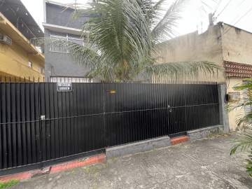 Casa única de frente em boa localização. - VCA40083