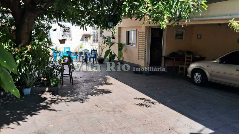 15.1 Garagem Coberta e Quintal - 29