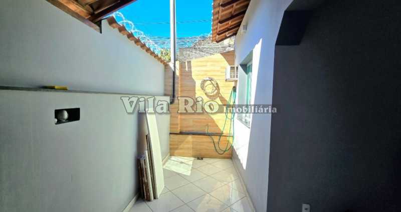 23lateral da casa. - 23