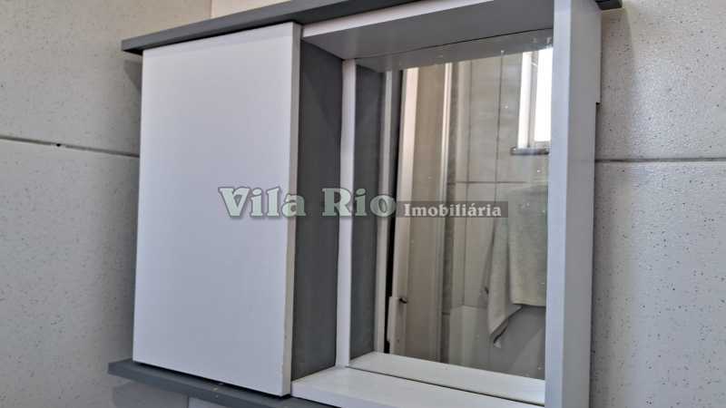 7.2 Banheiro de Serviço. - 17