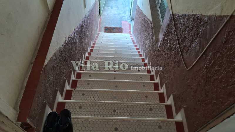 13.1 Acesso ao 1° Pavimento. - 29