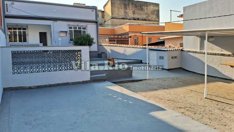 10.1 Casa e Terreno. - 26