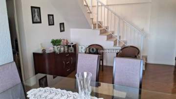 Apartamento duplex, 4 quartos, próximo ao metrô de Irajá. - VAP40023