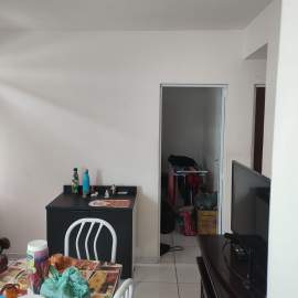 Apartamento 02 quartos no Conjunto Regina. - VAP21564