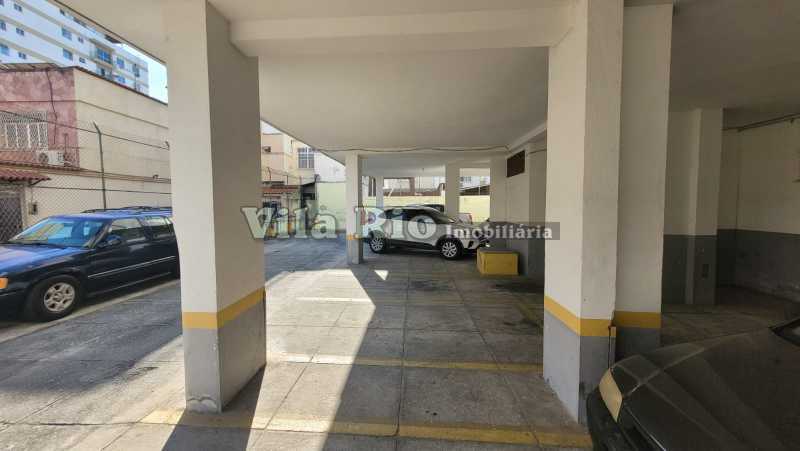 12 Garagem. - 24