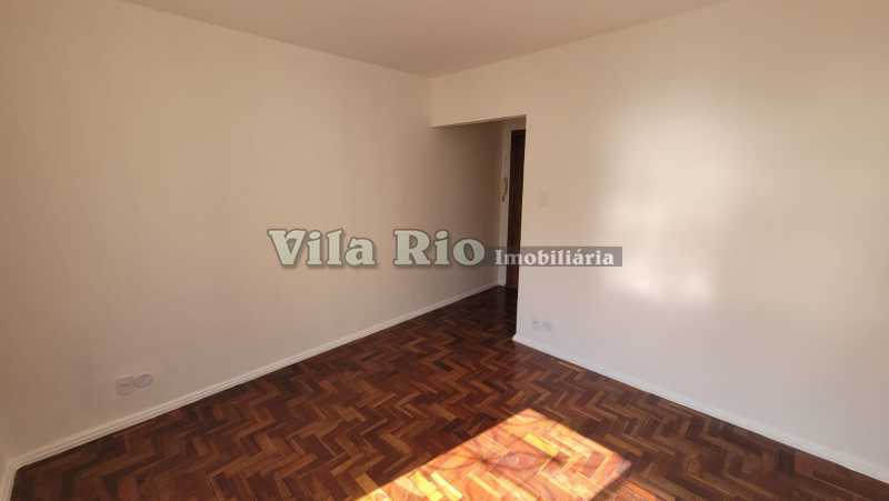 1 Sala 2. - 2