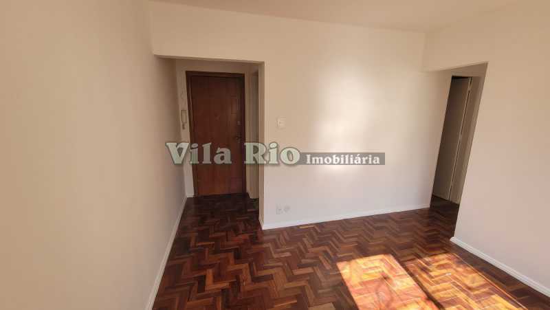 1 Sala 4. - 4