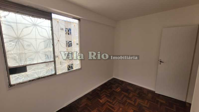 2 Quarto 3. - 7