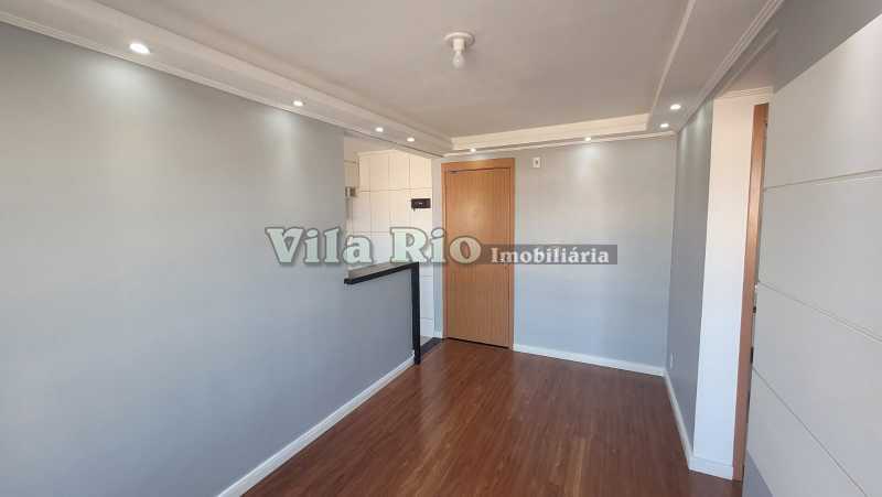 1 Sala 2. - 2