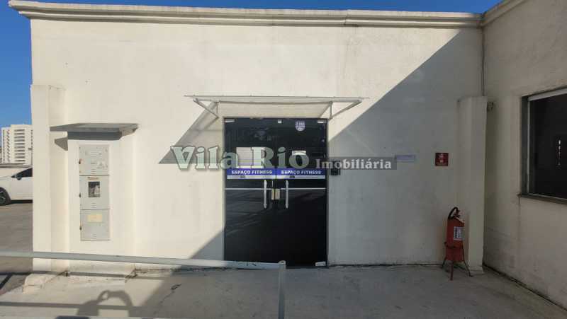 10 Academia 1. - 22