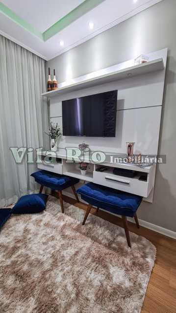 Conheça 1 Sala 4. do imóvel - Belíssimo apartamento no Condomínio Dez Rocha Miranda. - VAP21584 - 4 1 Sala 4. - 4