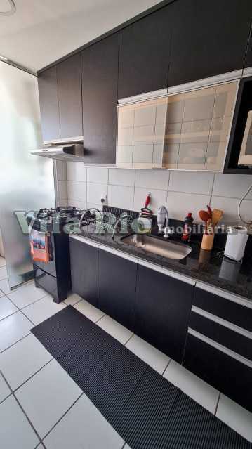 Conheça 4 Cozinha 1. do imóvel - Belíssimo apartamento no Condomínio Dez Rocha Miranda. - VAP21584 - 13 4 Cozinha 1. - 13