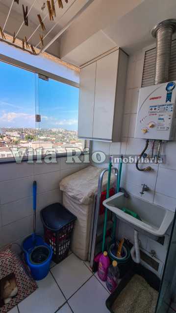 Conheça 5 Área de serviço 1. do imóvel - Belíssimo apartamento no Condomínio Dez Rocha Miranda. - VAP21584 - 14 5 Área de serviço 1. - 14