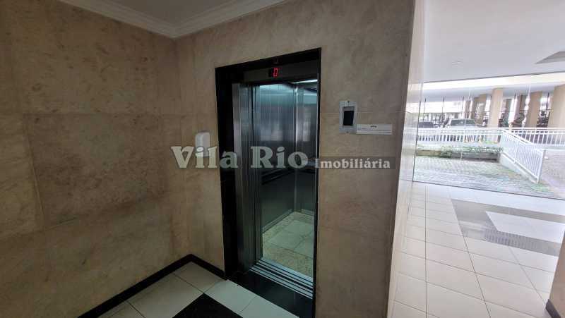 13 Elevador. - 21