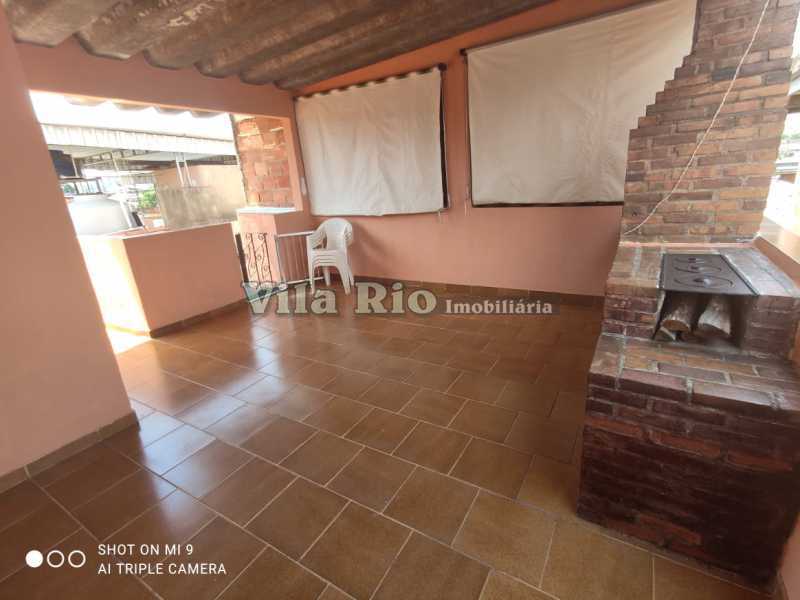 Conheça 1 Terraço 1. do imóvel - Excelente casa tríplex com 04 quartos. - VCA40090 - 1 1 Terraço 1. - 1