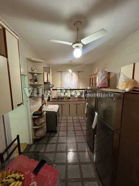 Conheça 3 Cozinha 1. do imóvel - Excelente casa tríplex com 04 quartos. - VCA40090 - 10 3 Cozinha 1. - 10