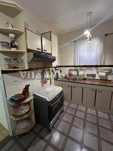 Conheça 3 Cozinha 2. do imóvel - Excelente casa tríplex com 04 quartos. - VCA40090 - 11 3 Cozinha 2. - 11