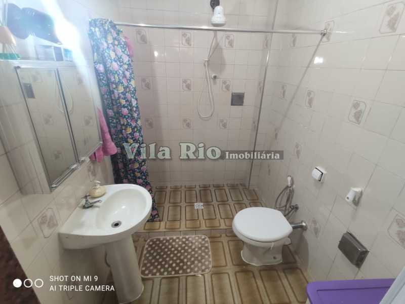 Conheça 4 Banheiro 3. do imóvel - Excelente casa tríplex com 04 quartos. - VCA40090 - 15 4 Banheiro 3. - 15