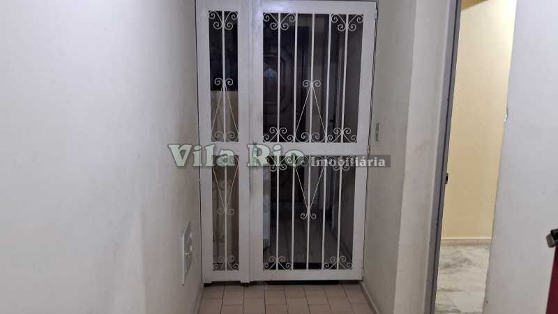 11.1 Entrada do Apartamento. - 25