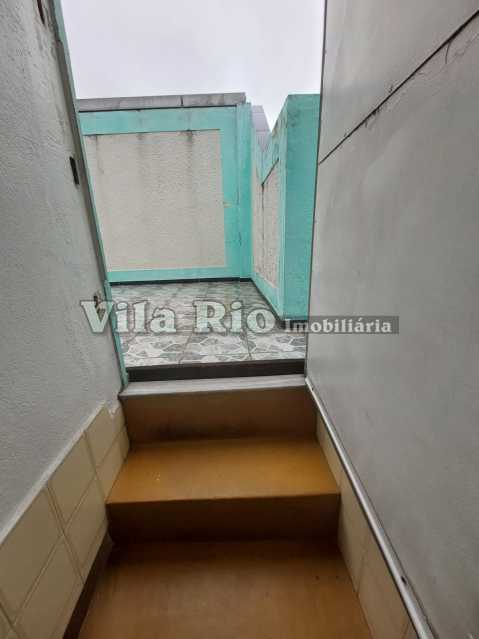 11.2  Acesso ao Terraço. - 17