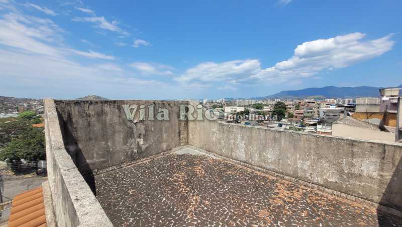 Conheça 12 Terraço 3. do imóvel - Excelente casa triplex com terraço. - VCV30018 - 24 12 Terraço 3. - 24