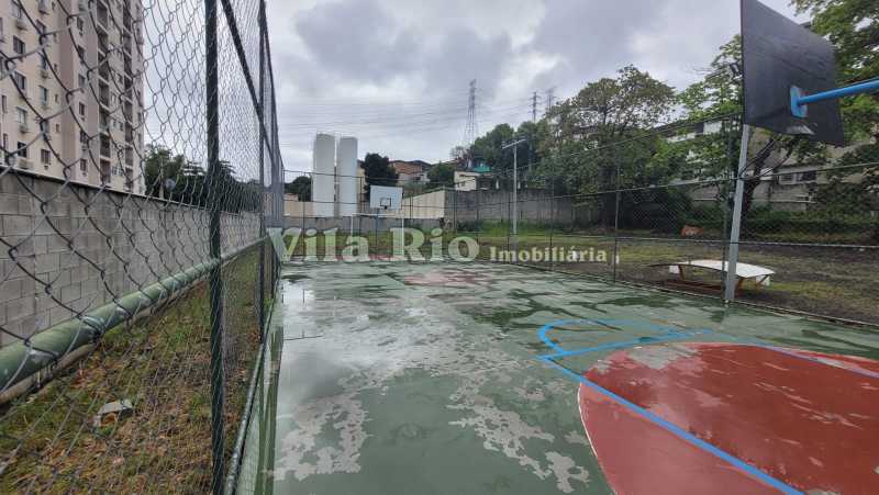 18 Quadra de esportes. - 30