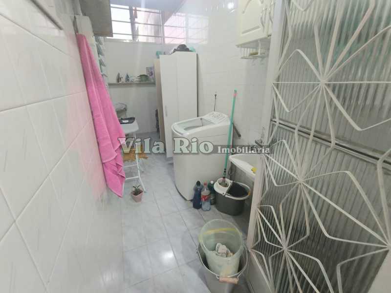 Área de serviço, fundos. - 30