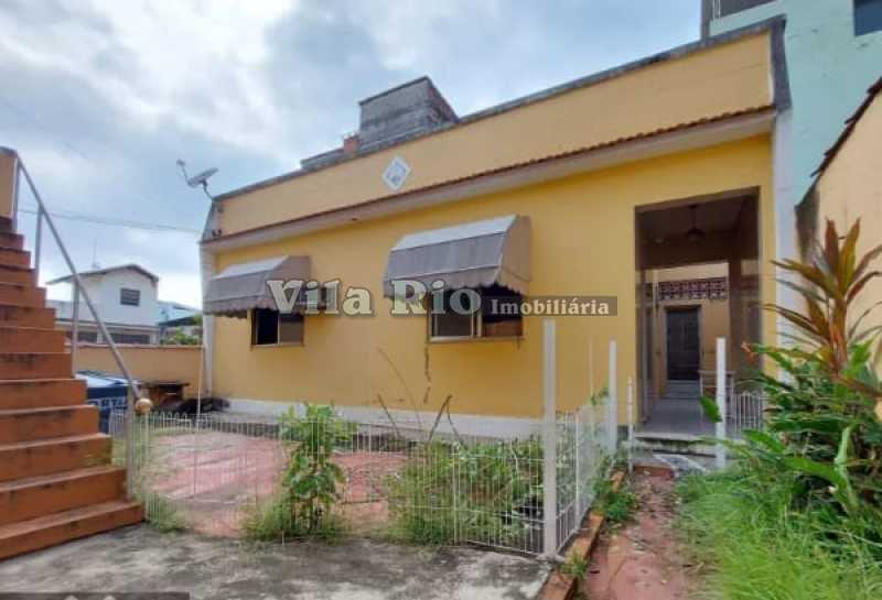 Fachada casa dos fundos. - 18