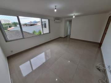 Excelente apartamento 02 quartos sendo 01 suíte na Vila da Penha. - VAP21631
