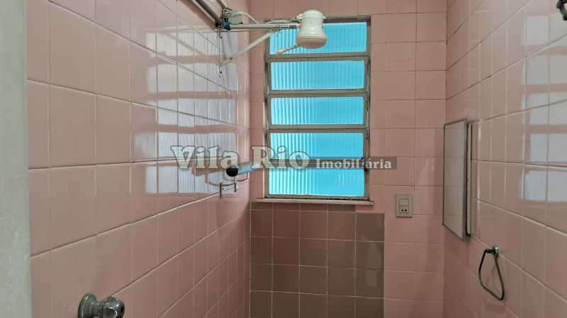 6.4 Banheiro Suíte. - 18