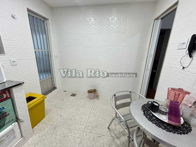 08 COZINHA - FOTO 02. - 12