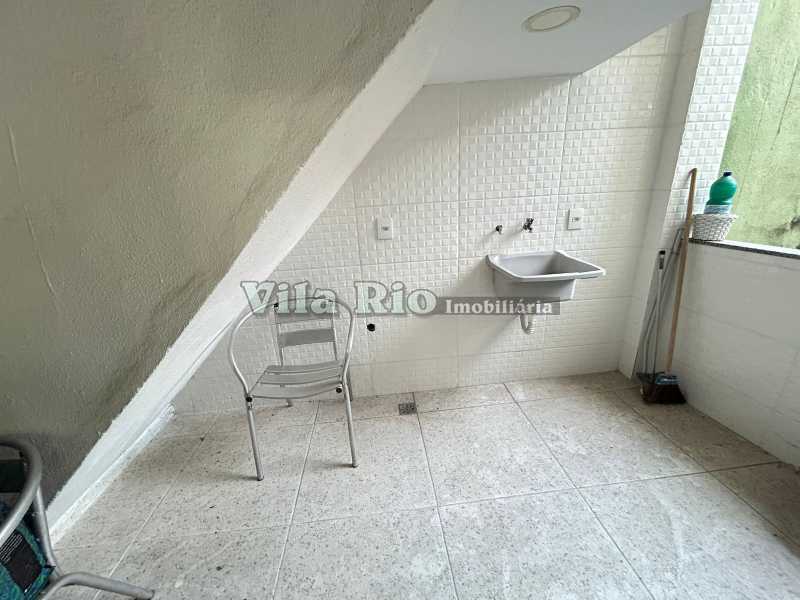 07 AREA DE SERVIÇO - FOTO 01. - 28